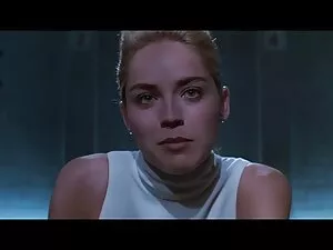 入れ墨女の子の商品柄のセックスビデオ 無 ...