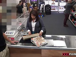 弱虫フェムドムとバイセクシャル支配ビデオ ...