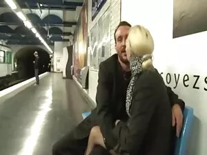 自家製の柄とBlowjobビデオ 女性  ...