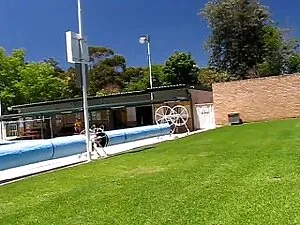 本当の肛門は彼女のお尻で全体のコックを飲 ...