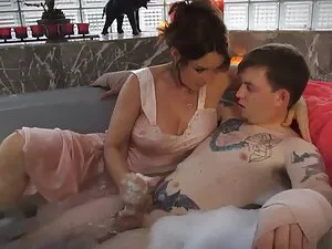 スキニー柄の性別ビデオ 女性 向け アニ ...