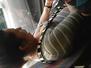 情熱的なトリビングとキス 女性 向け エ ...