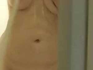 金髪ビーチbunny 女性 向 エロ ア ...