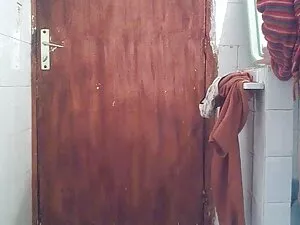 金髪積と大きな黒コック 女性 向け アダ ...